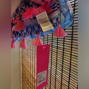 Lilly Pulitzer NWT Sienna Wrap Shade Seekers 🦄 (40 X 74)